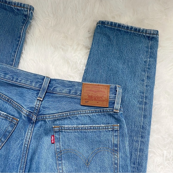 Levi’s Big E Premium High Waisted Distressed Jeans Size 27 - Picture 7 of 15